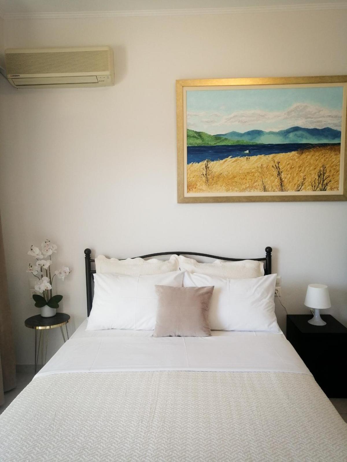 Anel Rooms Himare Luaran gambar